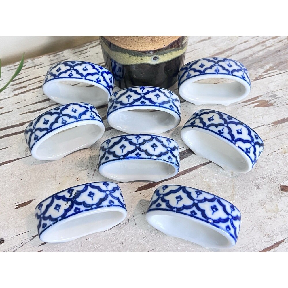 Vintage Blue And White Porcelain Chinoiserie Napkin Rings Dining Entertaining
